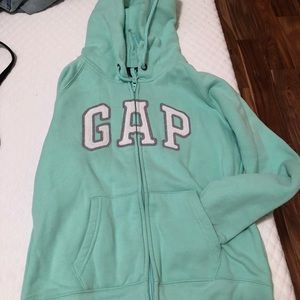 Gap hoddie